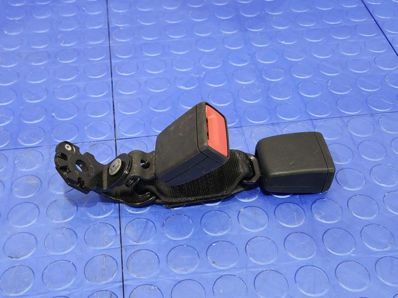 2018 Audi A4 Rear Seat Belt