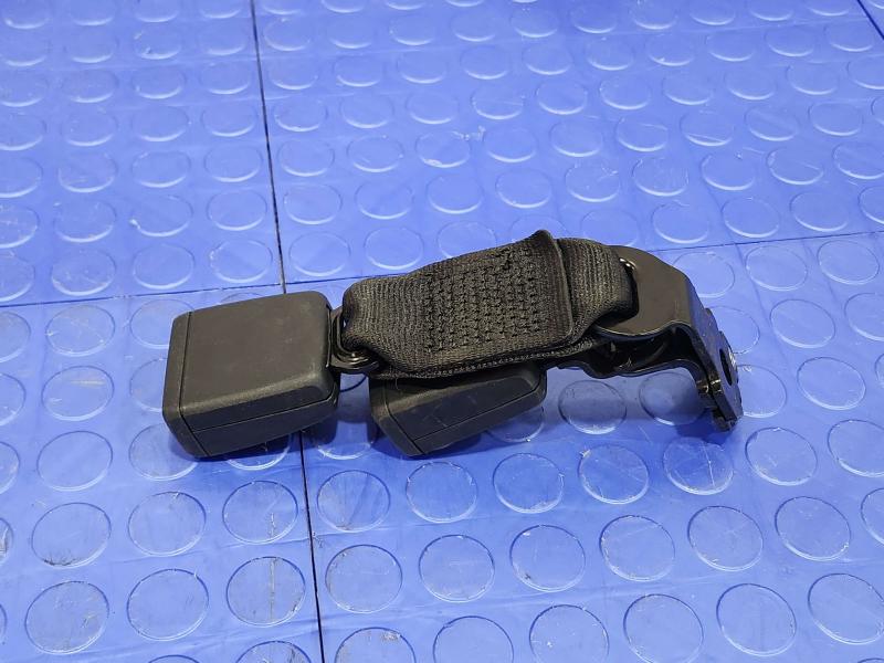 2018 Audi A4 Rear Seat Belt