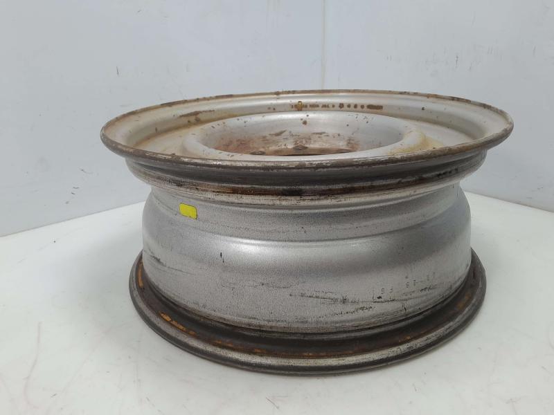 2002 Dodge B3500 Wheel