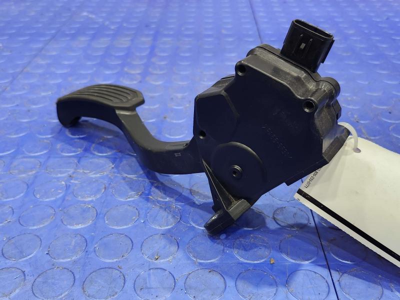 2010-2015 Lexus RX450H Accelerator Pedal Assembly Genuine OEM Part 78110-33020