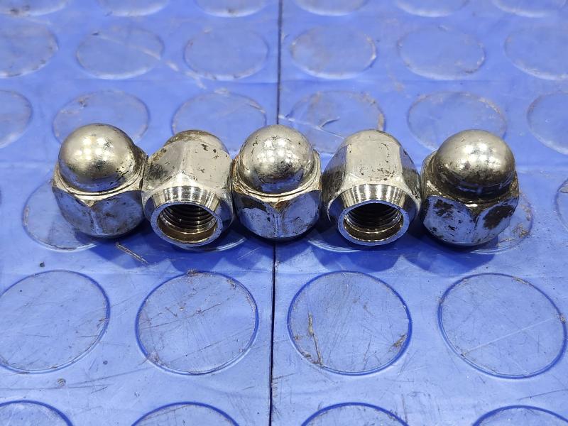 2021 Subaru Crosstrek Lug Nuts