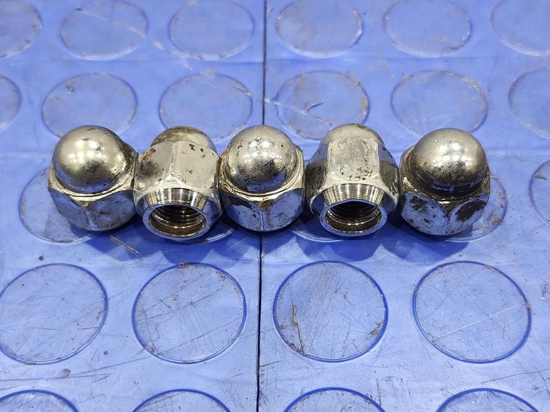 2021 Subaru Crosstrek Lug Nuts