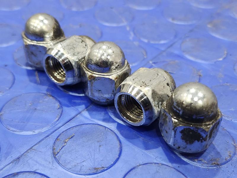 2021 Subaru Crosstrek Lug Nuts