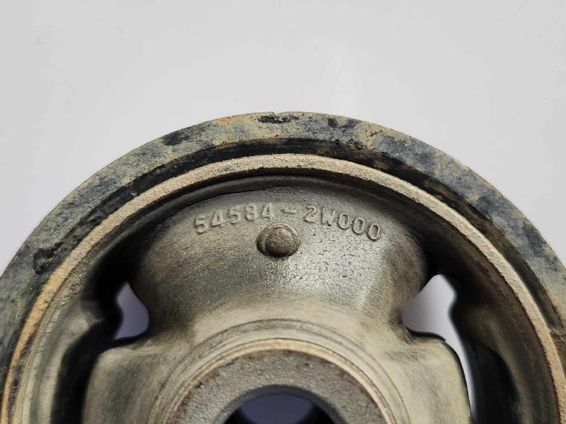2013 Hyundai Santa Fe Lower Control Arm Front