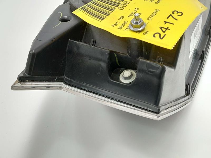 2013 Tesla Model S Tail Light Assembly