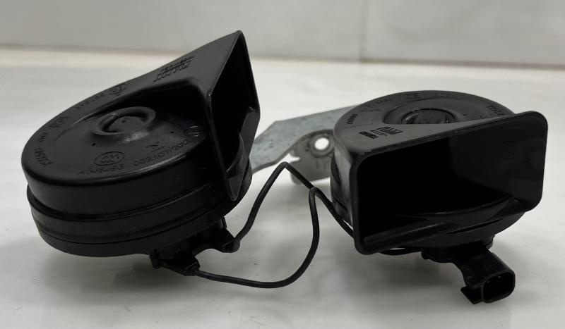 2016 Chevrolet Impala Horn