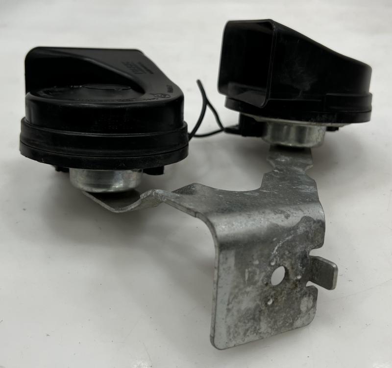 2016 Chevrolet Impala Horn