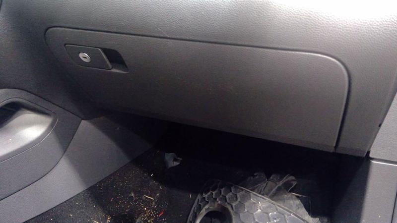 2008 Volkswagen Golf GTI Glove Box