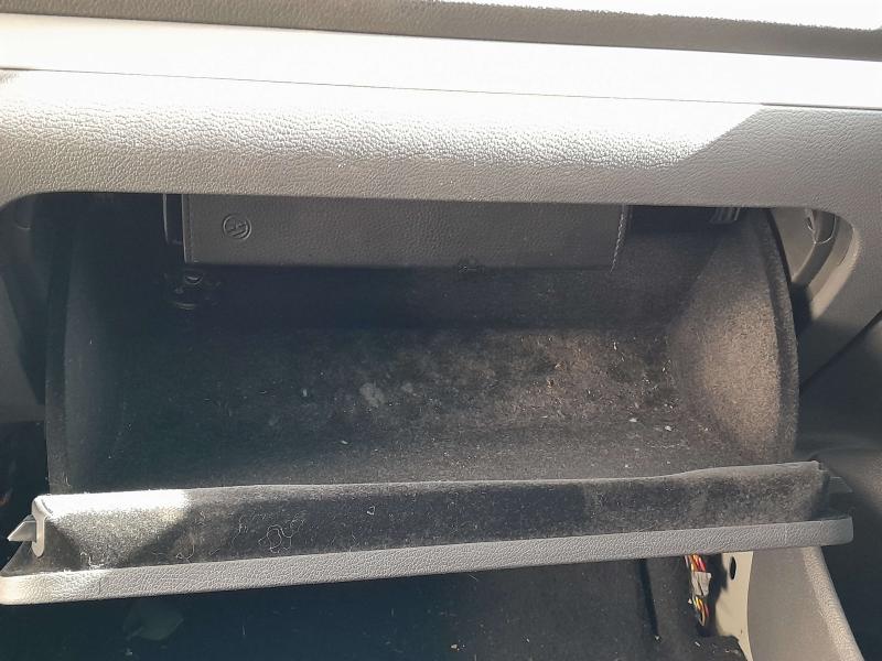 2008 Volkswagen Golf GTI Glove Box
