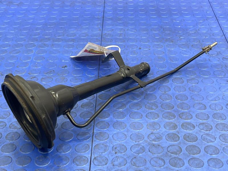 2004-2010 Nissan Titan Fuel Filler Neck Filler Pipe Assembly OEM 172217S200