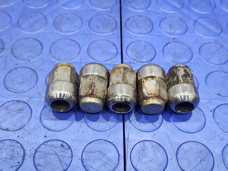 2009 Honda Accord Lug Nuts