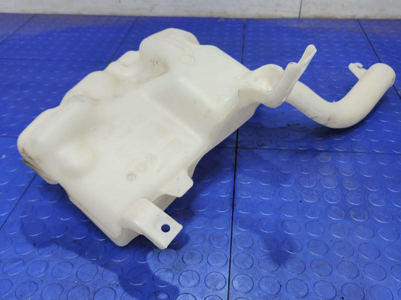 2013 Ford Fusion Washer Bottle