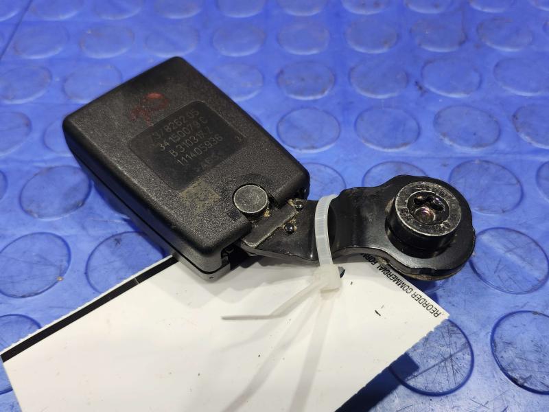 2017 BMW X1 Rear Seat Belt