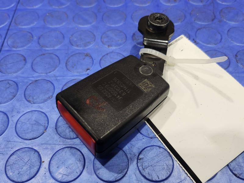 2017 BMW X1 Rear Seat Belt