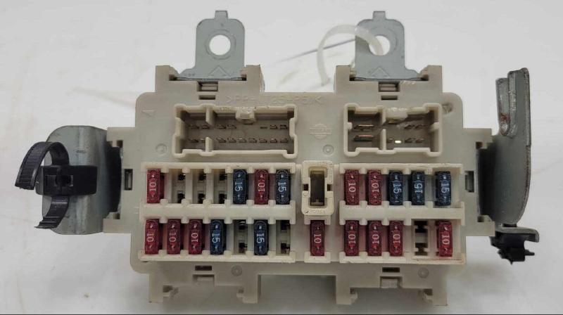 2003 Nissan 350Z Cabin Fuse Box
