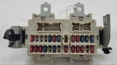 2003 Nissan 350Z Cabin Fuse Box