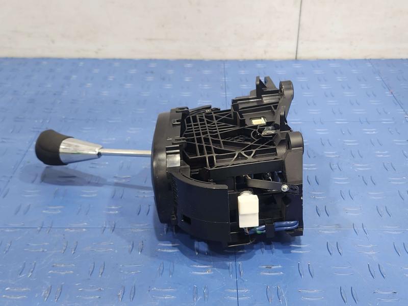 2013 Toyota Yaris Floor Shifter