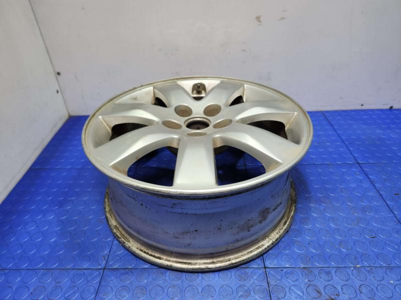 2016 Kia Sedona Wheel