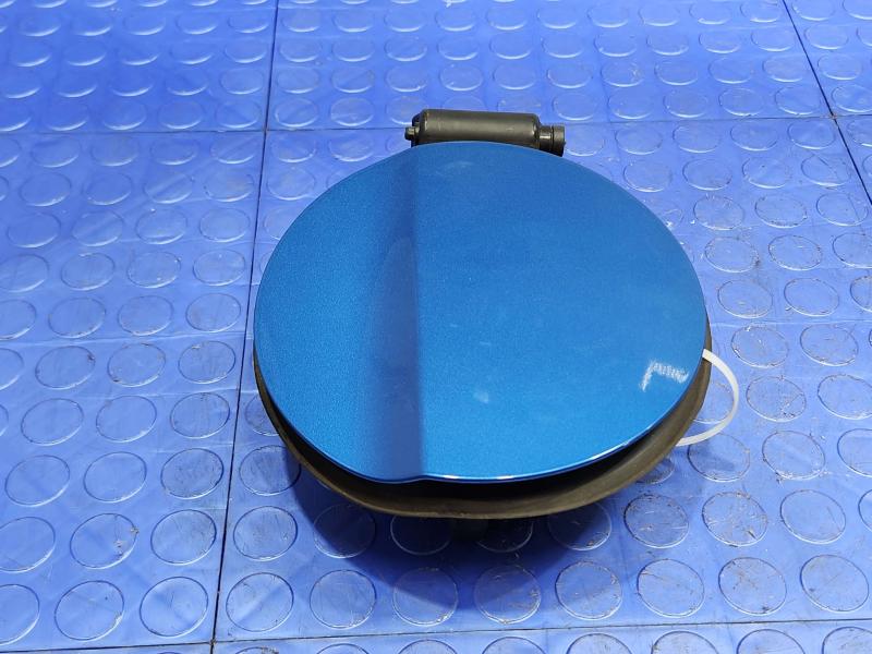 2020 Ford Mustang Fuel Tank Door