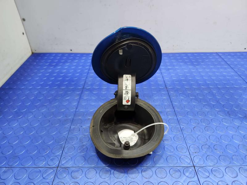 2020 Ford Mustang Fuel Tank Door