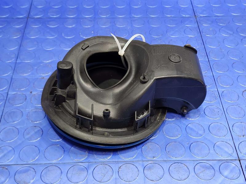 2020 Ford Mustang Fuel Tank Door