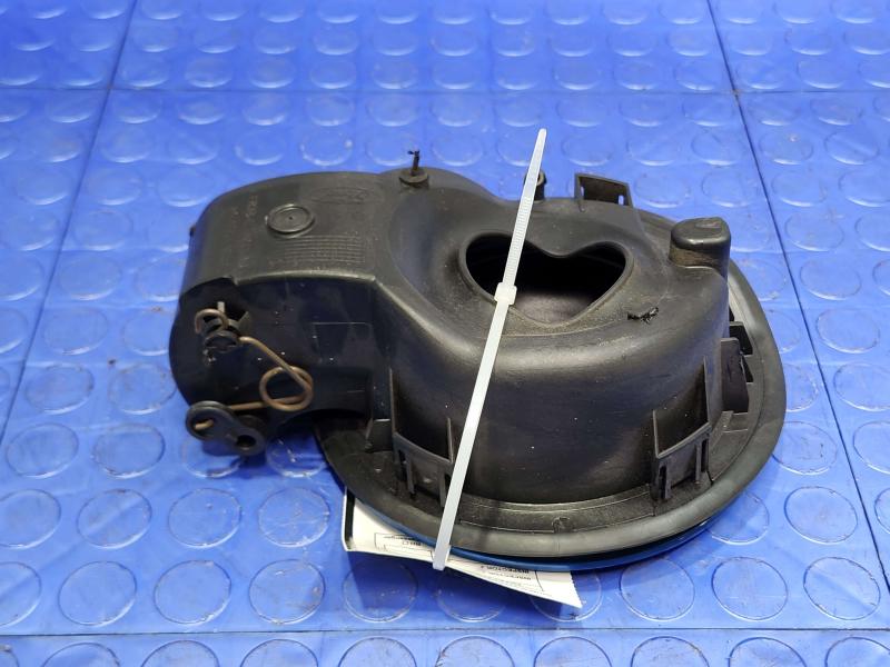 2020 Ford Mustang Fuel Tank Door