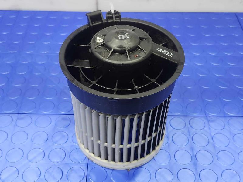 2015 Nissan Rogue Blower Motor