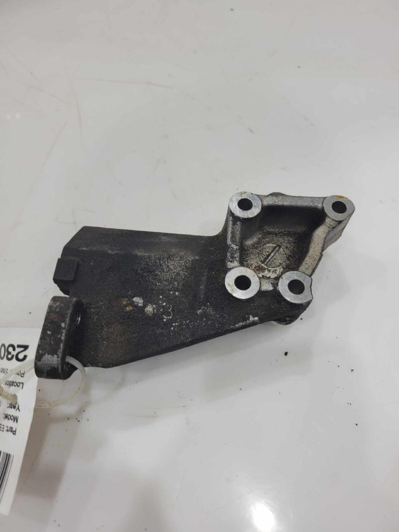 1990 - 1996 Nissan 300ZX 3.0L Power Steering Pump Bracket OEM 49121-40P00