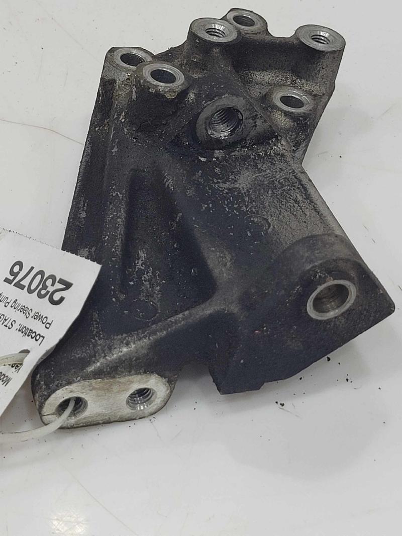 1990 - 1996 Nissan 300ZX 3.0L Power Steering Pump Bracket OEM 49121-40P00