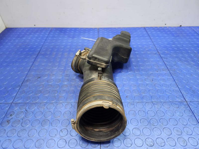 2012 Ford F-250 Super Duty Air Intake Tube/Resonator