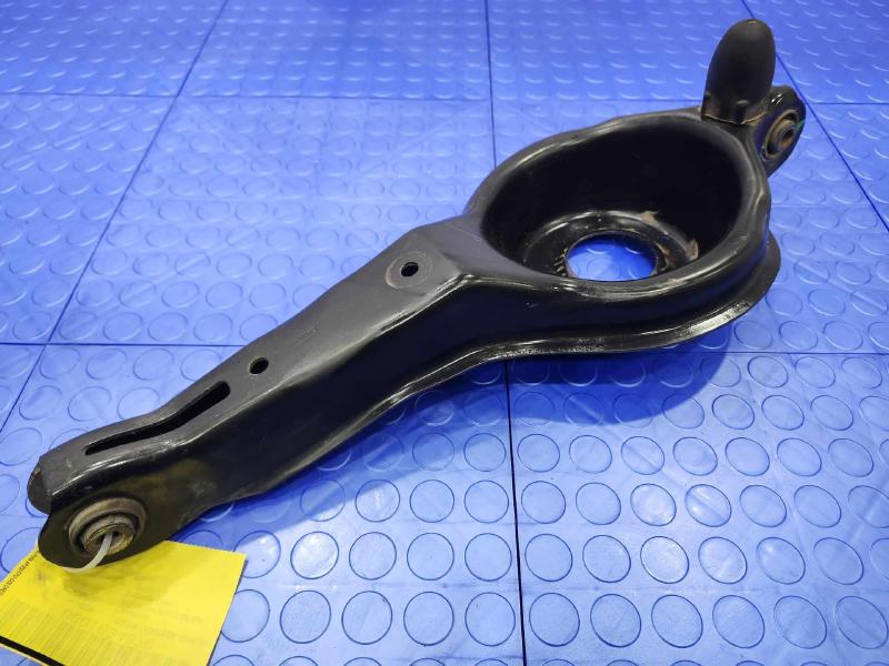 2012-2018 Ford Focus Rear Suspension Arm Left or Right Side OEM BV6Z5500C,RH