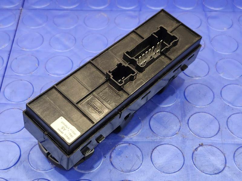 2015 Nissan Rogue Door Switch Front