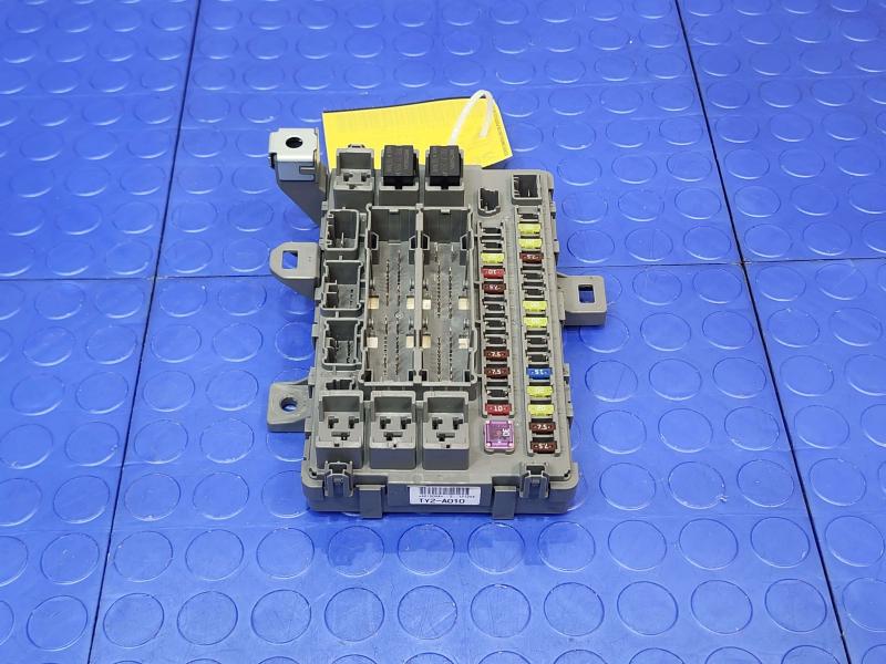 2014 Acura RLX Cabin Fuse Box