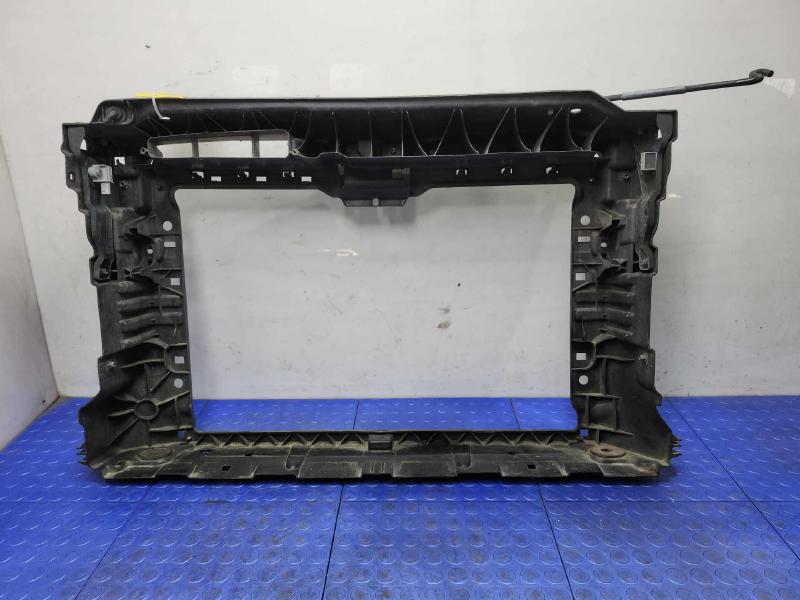 2013 Volkswagen Jetta Radiator Support