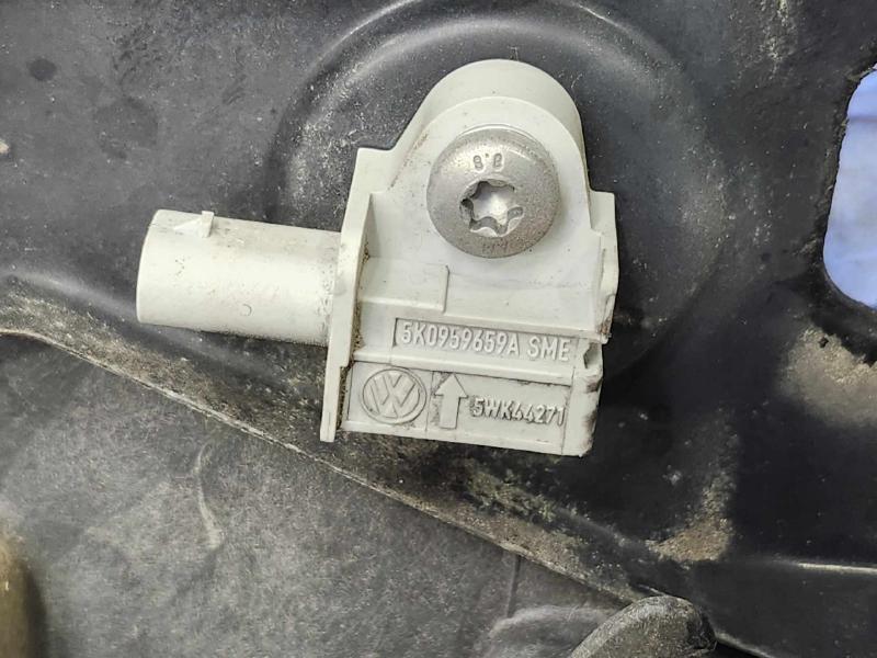 2013 Volkswagen Jetta Radiator Support