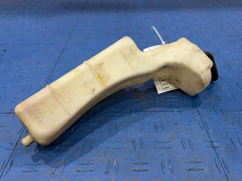 2010 Subaru Legacy Coolant Recovery Bottle