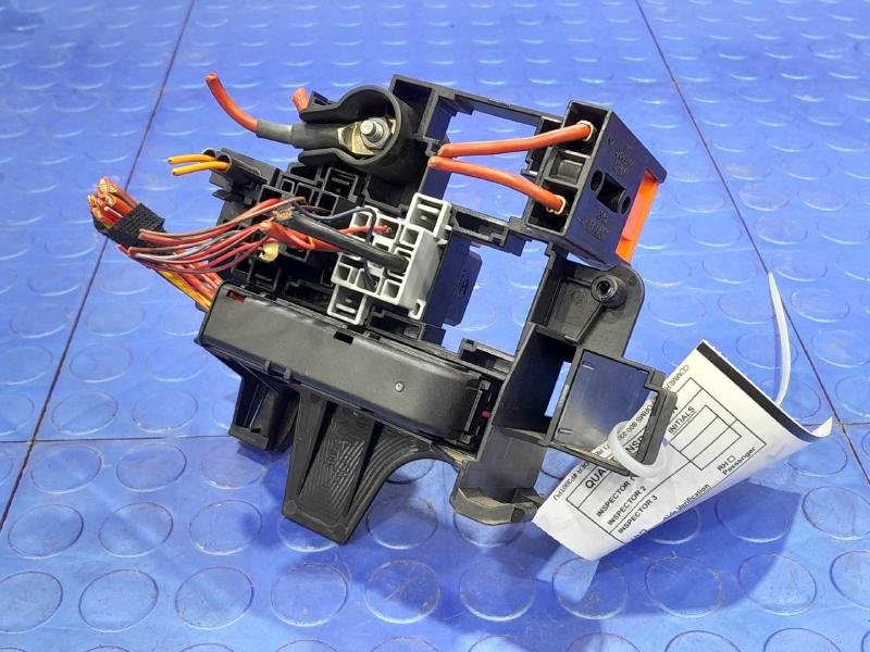 2014 Audi A7 Cabin Fuse Box