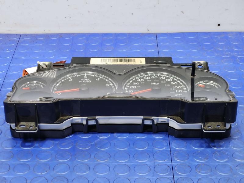 2010-2013 GMC Yukon Instrument Cluster Speedometer Genuine OEM 20958775