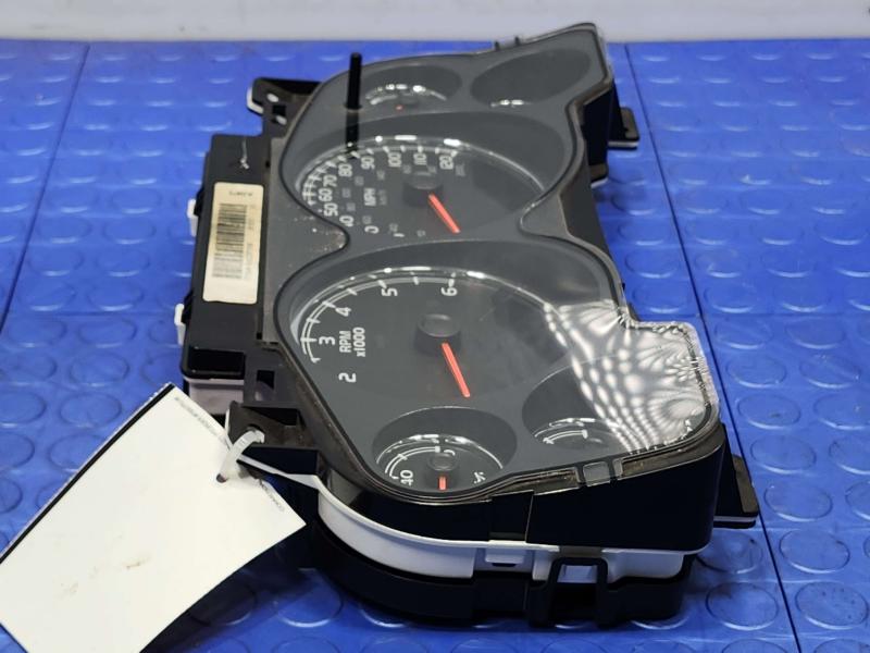 2010-2013 GMC Yukon Instrument Cluster Speedometer Genuine OEM 20958775
