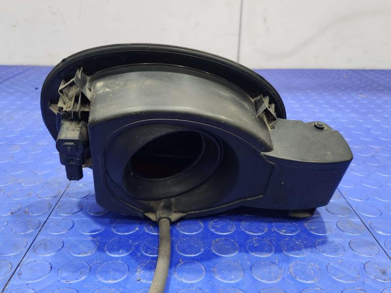 2018 Alfa Romeo Giulia Fuel Tank Door