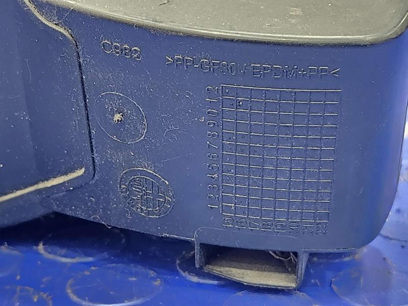 2018 Alfa Romeo Giulia Fuel Tank Door