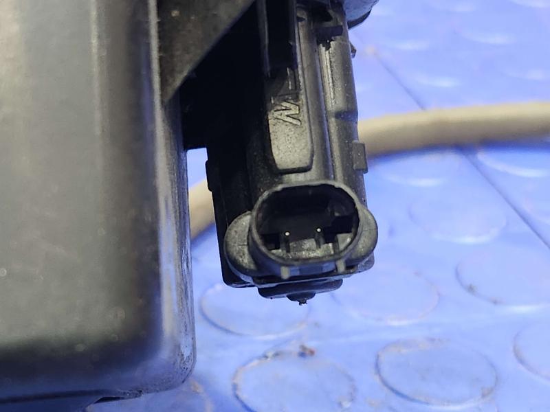 2018 Alfa Romeo Giulia Fuel Tank Door