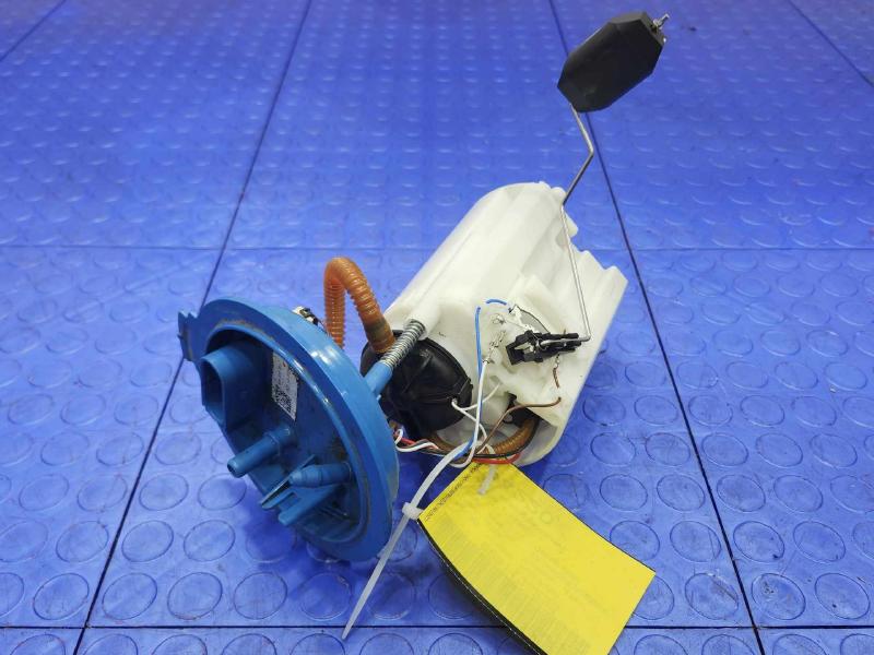 2019-2022 Volkswagen Jetta Tank Mounted Fuel Pump Assembly OEM 5QM919051