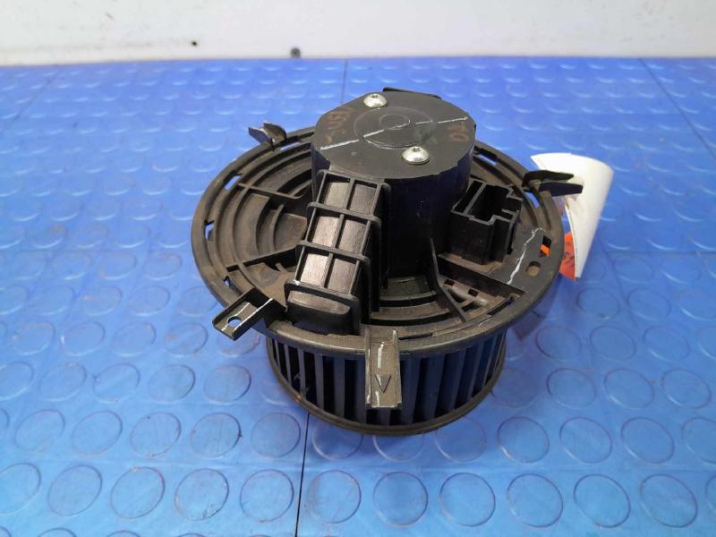 2015 Dodge Journey Blower Motor