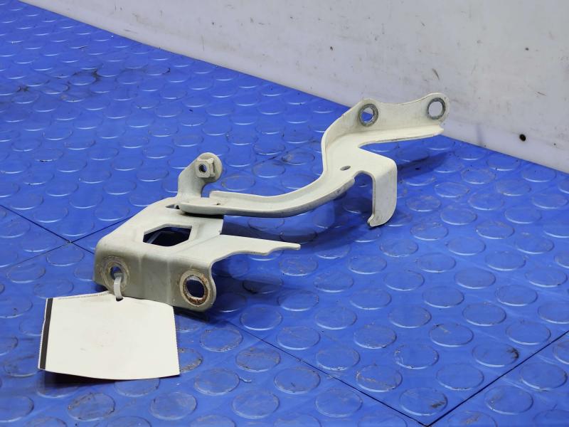 2014 Toyota RAV4 Hood Hinge