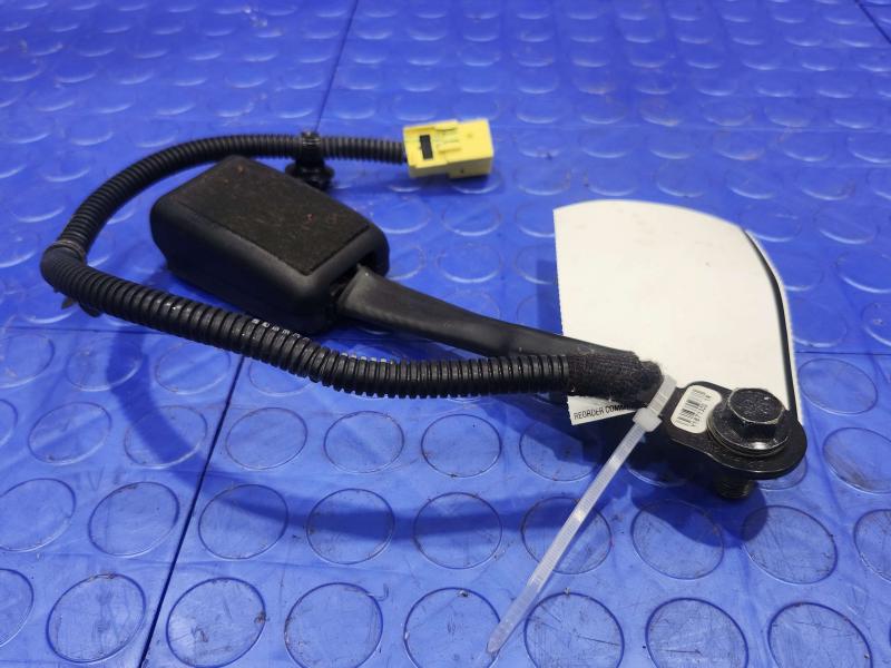 2017 Kia Sorento Front Seat Belt