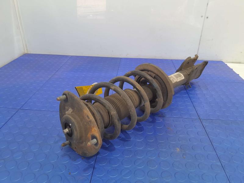 2012 Kia Sorento Strut Assembly