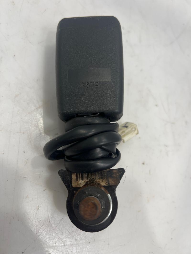 2008 Nissan Titan Front Seat Belt