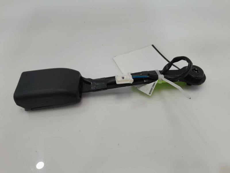 2015 Nissan Pathfinder Front Seat Belt
