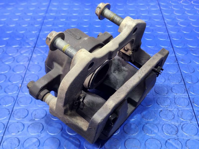 2014 Chrysler 300 Caliper